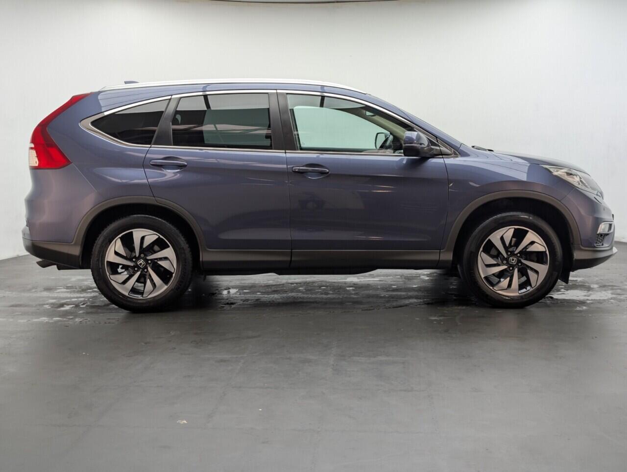 Used Honda CR-V 2017 for sale - 76425193: Photo 9