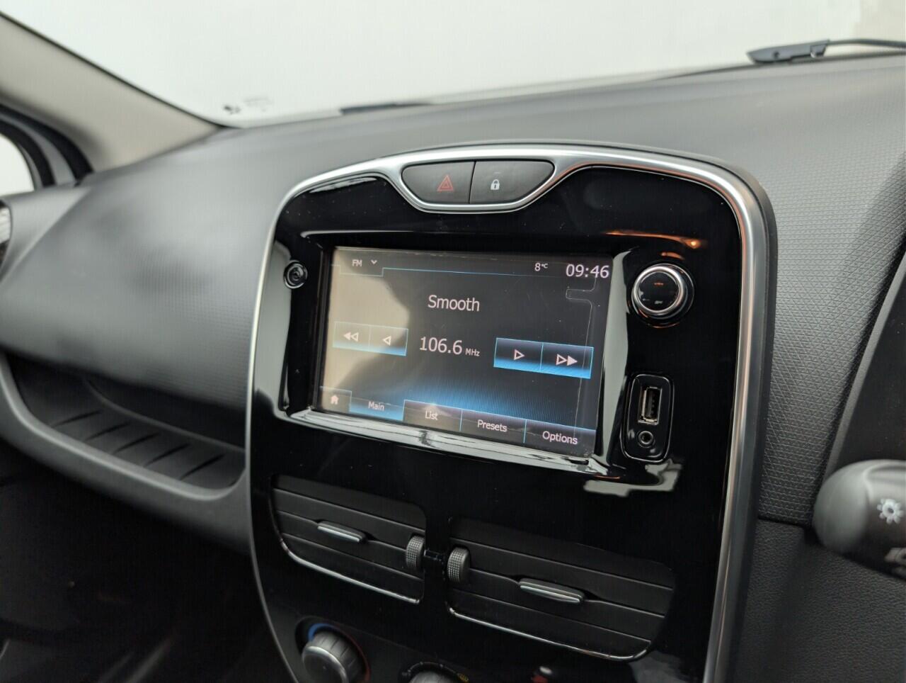 Used Renault Clio 2016 for sale - 76538088: Photo 13