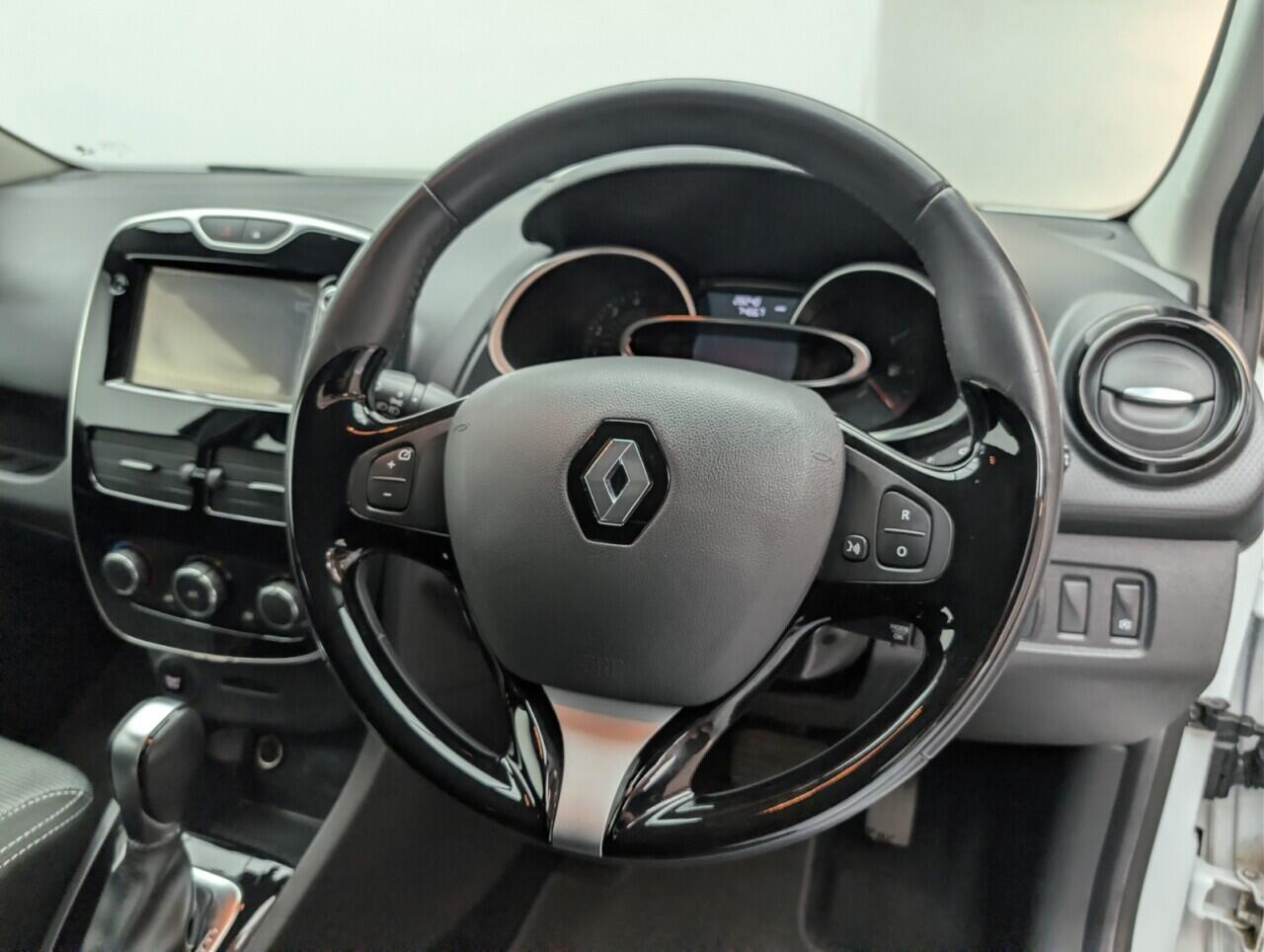 Used Renault Clio 2016 for sale - 76538088: Photo 22