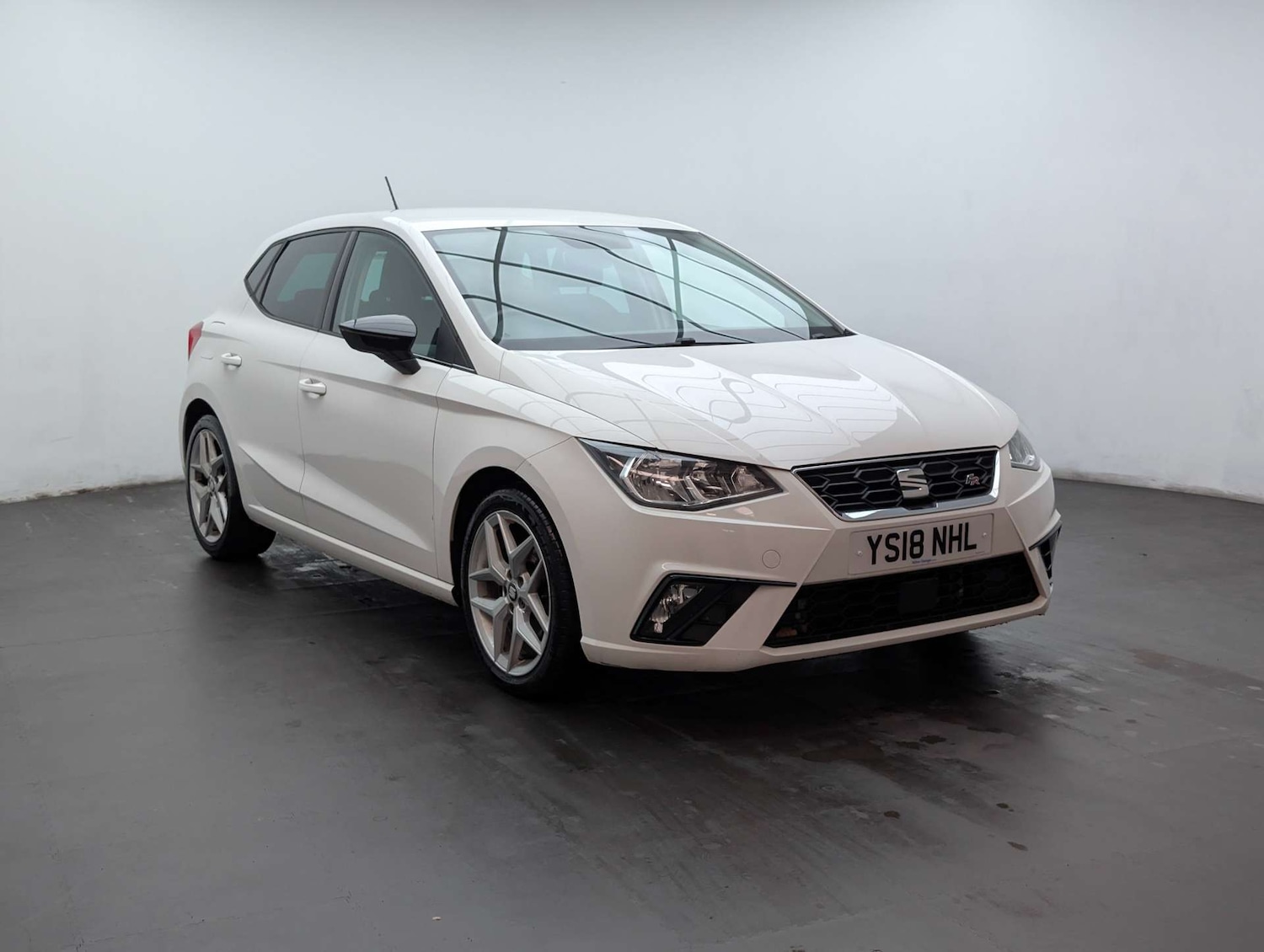 Used SEAT Ibiza 2018 for sale - 77974179: Photo 2
