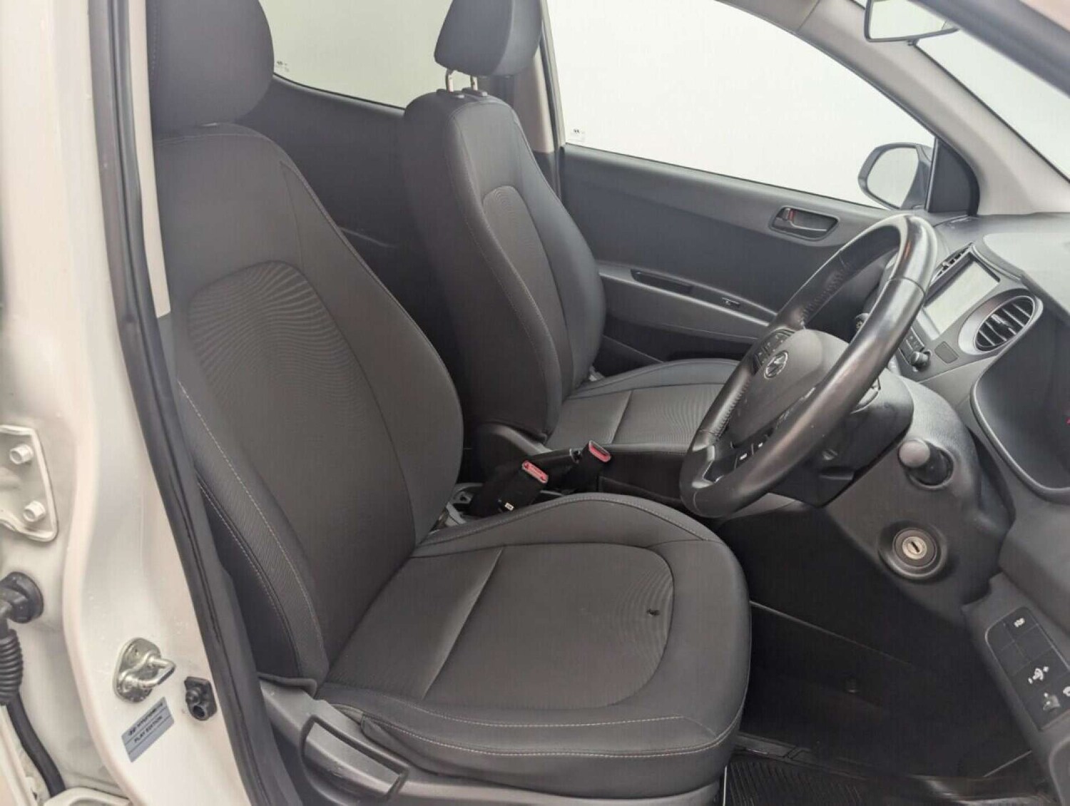 Used Hyundai i10 2019 for sale - 77713826: Photo 12