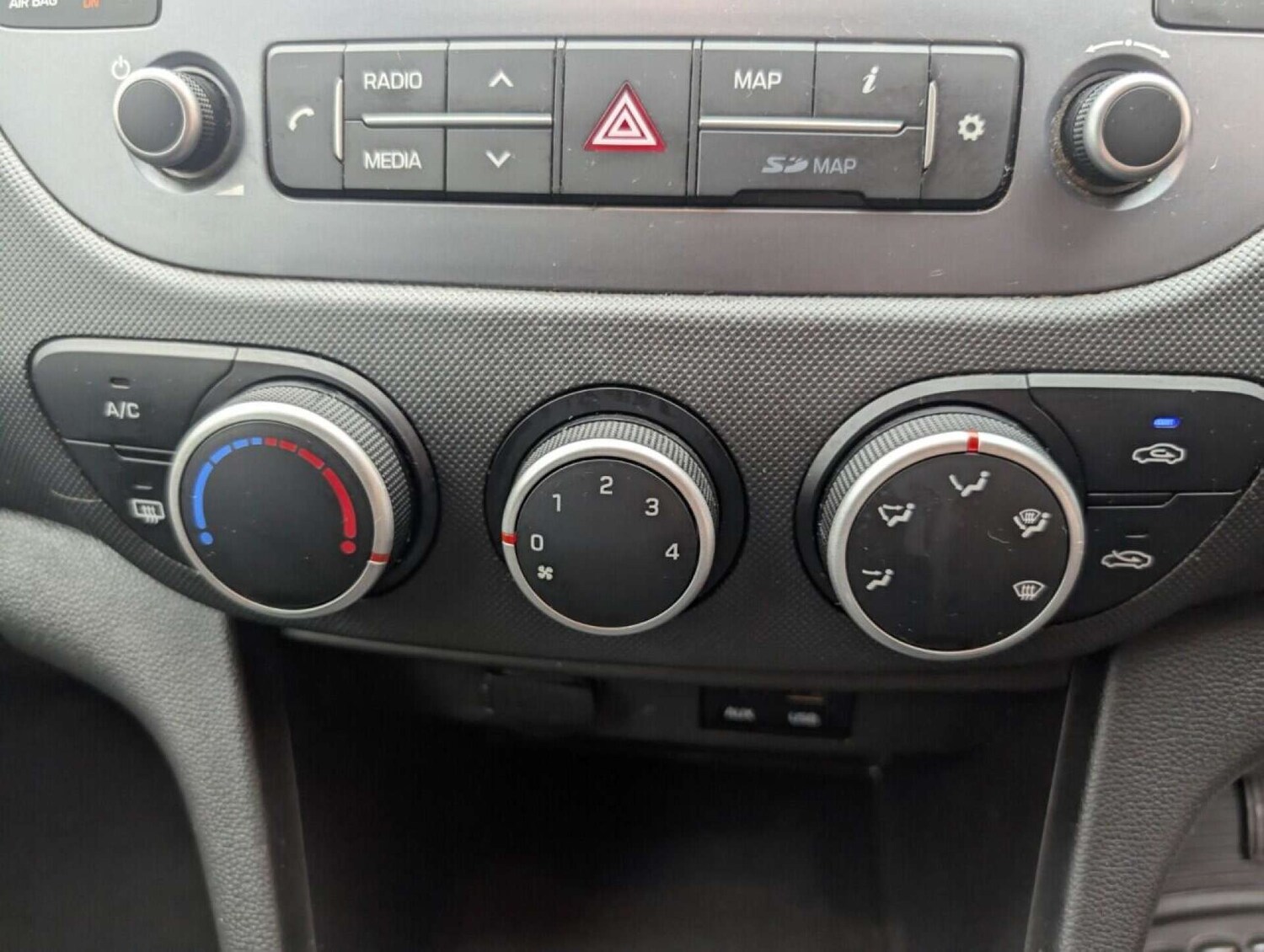 Used Hyundai i10 2019 for sale - 77713826: Photo 15