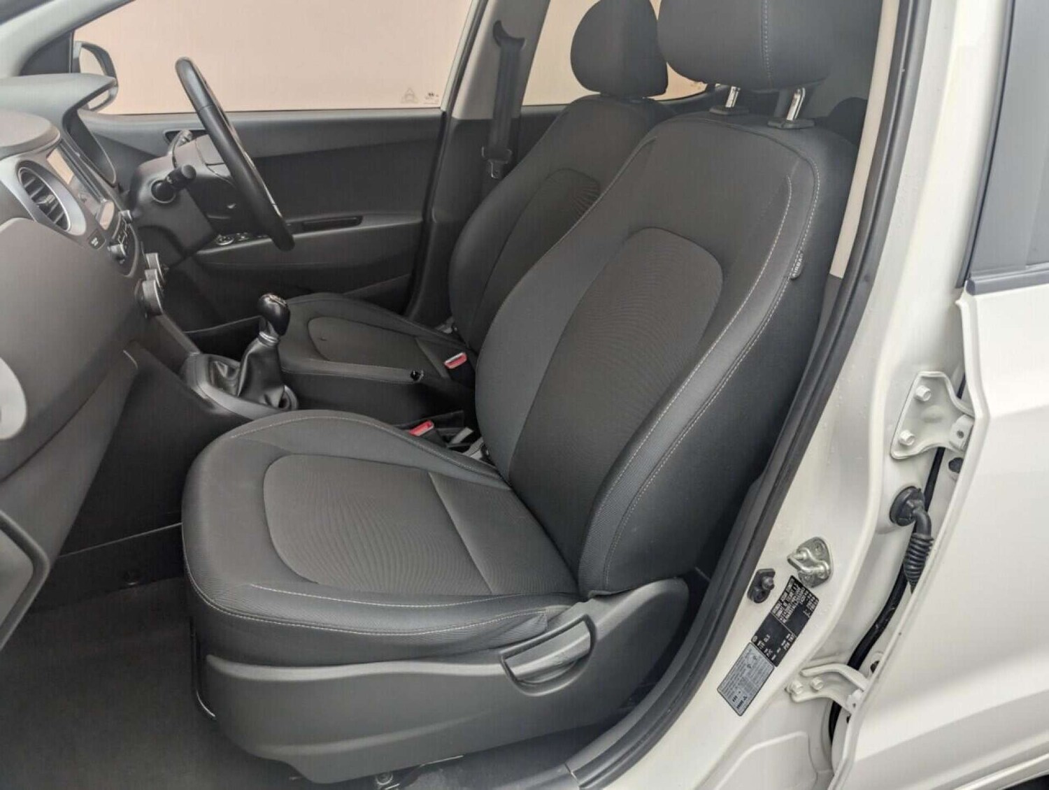 Used Hyundai i10 2019 for sale - 77713826: Photo 26