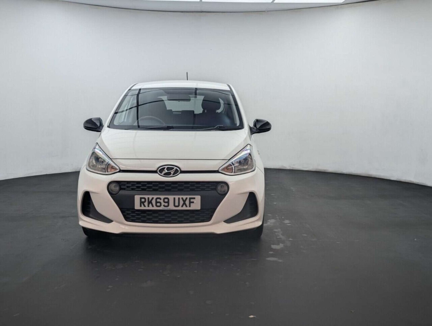 Used Hyundai i10 2019 for sale - 77713826: Photo 3