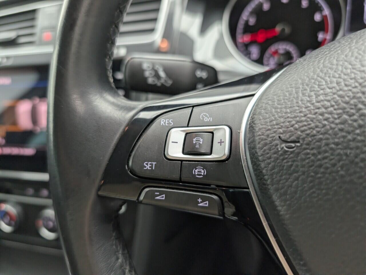 Used Volkswagen Golf 2019 for sale - 77238112: Photo 20