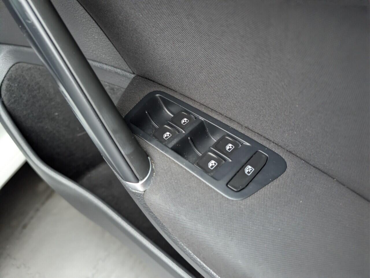 Used Volkswagen Golf 2019 for sale - 77238112: Photo 23