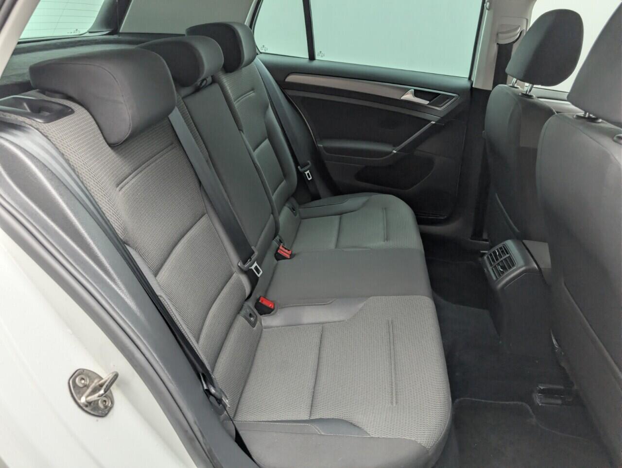 Used Volkswagen Golf 2019 for sale - 77238112: Photo 26