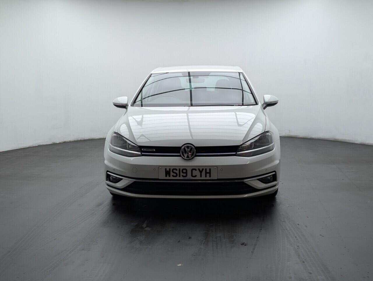 Used Volkswagen Golf 2019 for sale - 77238112: Photo 3