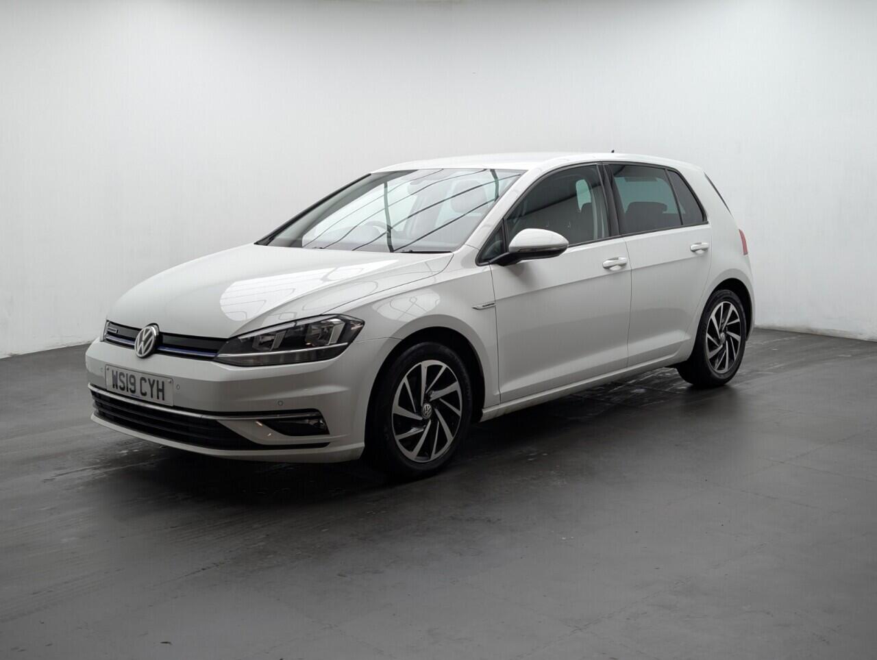 Used Volkswagen Golf 2019 for sale - 77238112: Photo 4