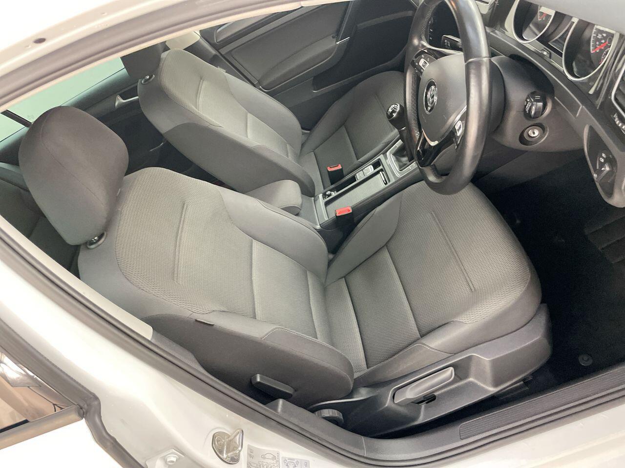 Used Volkswagen Golf 2019 for sale - 77238112: Photo 53