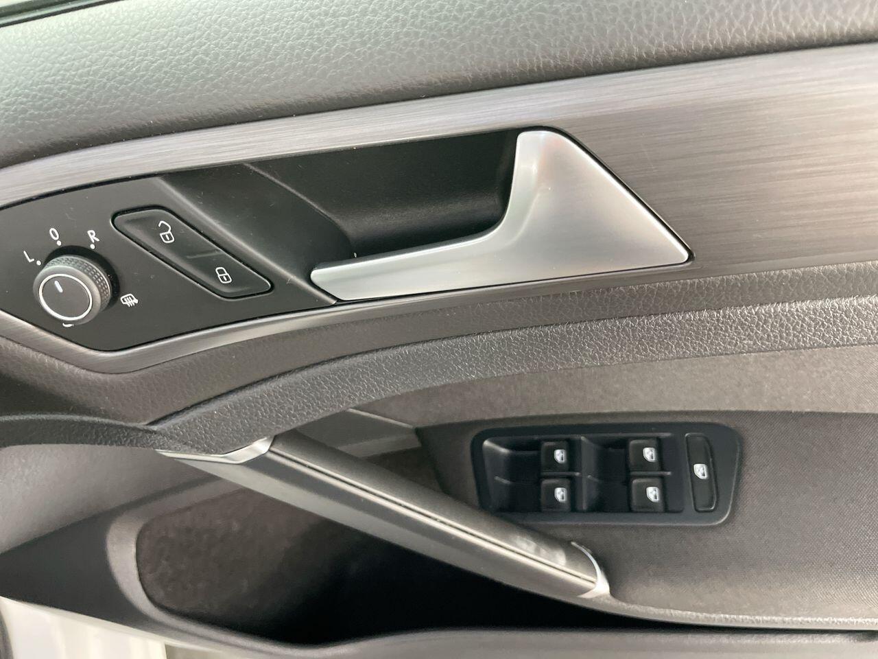 Used Volkswagen Golf 2019 for sale - 77238112: Photo 64