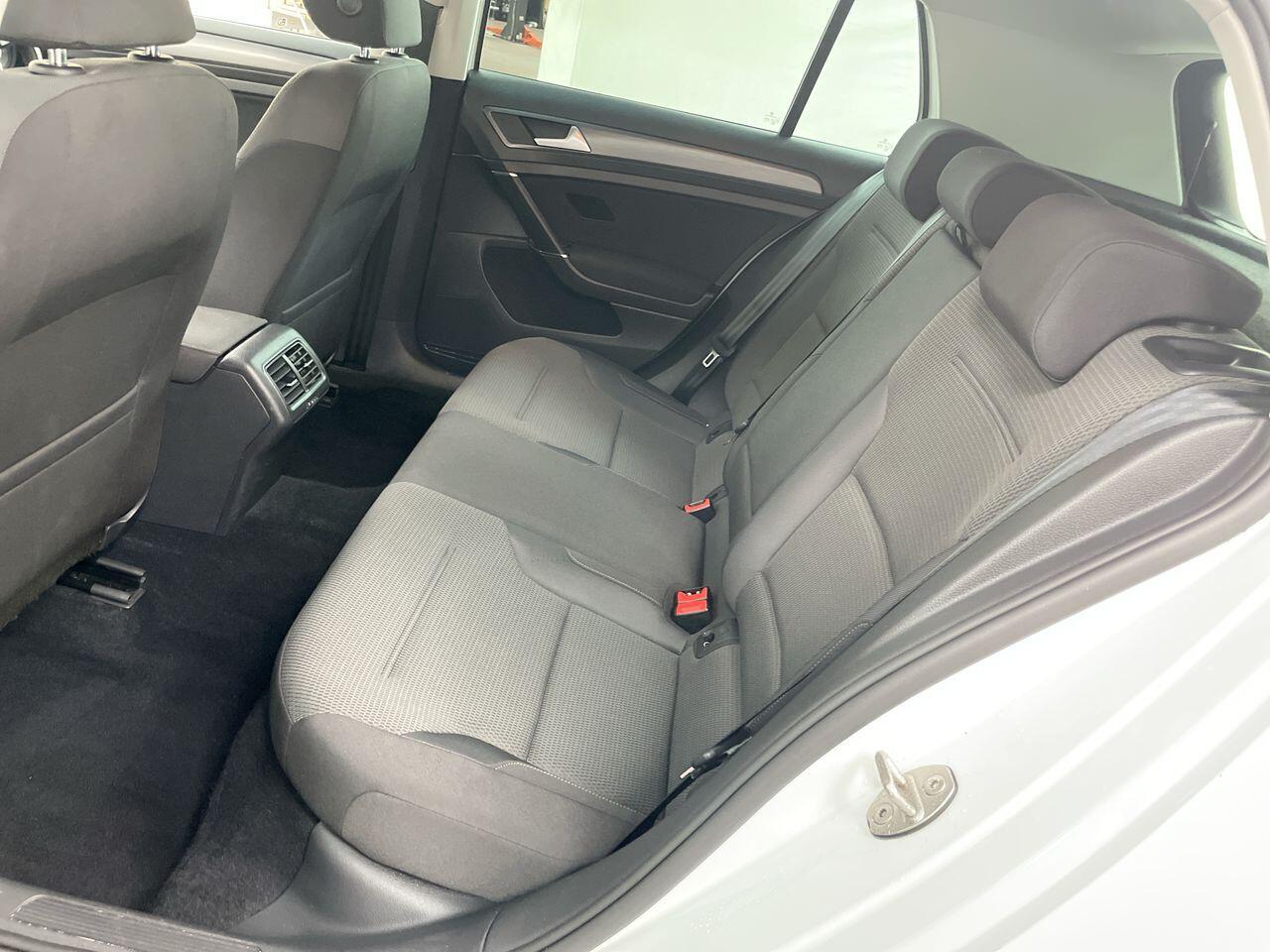 Used Volkswagen Golf 2019 for sale - 77238112: Photo 70