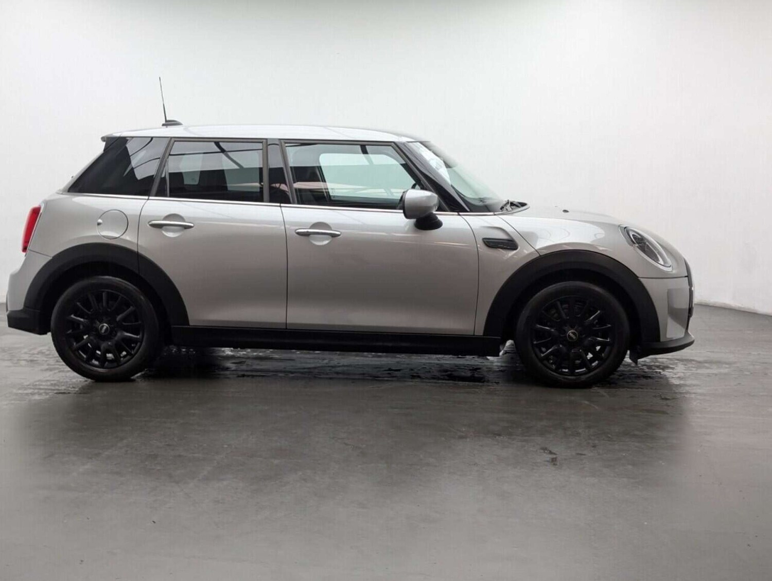 Used MINI Hatch 2023 for sale - 77714187: Photo 9