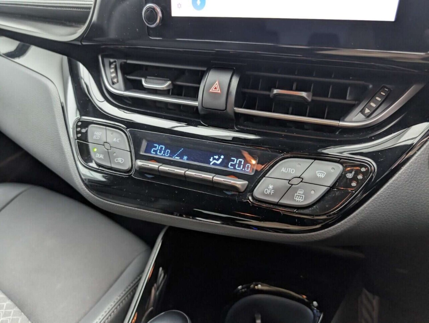 Used Toyota C-HR 2022 for sale - 77713777: Photo 16