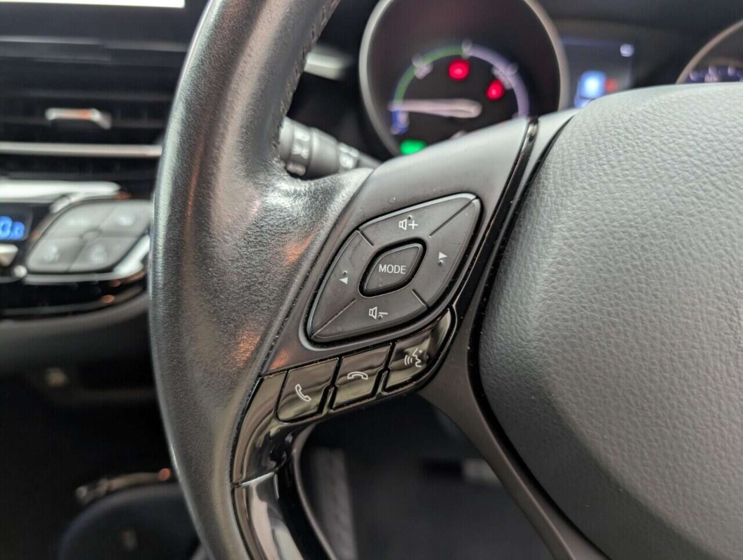 Used Toyota C-HR 2022 for sale - 77713777: Photo 19