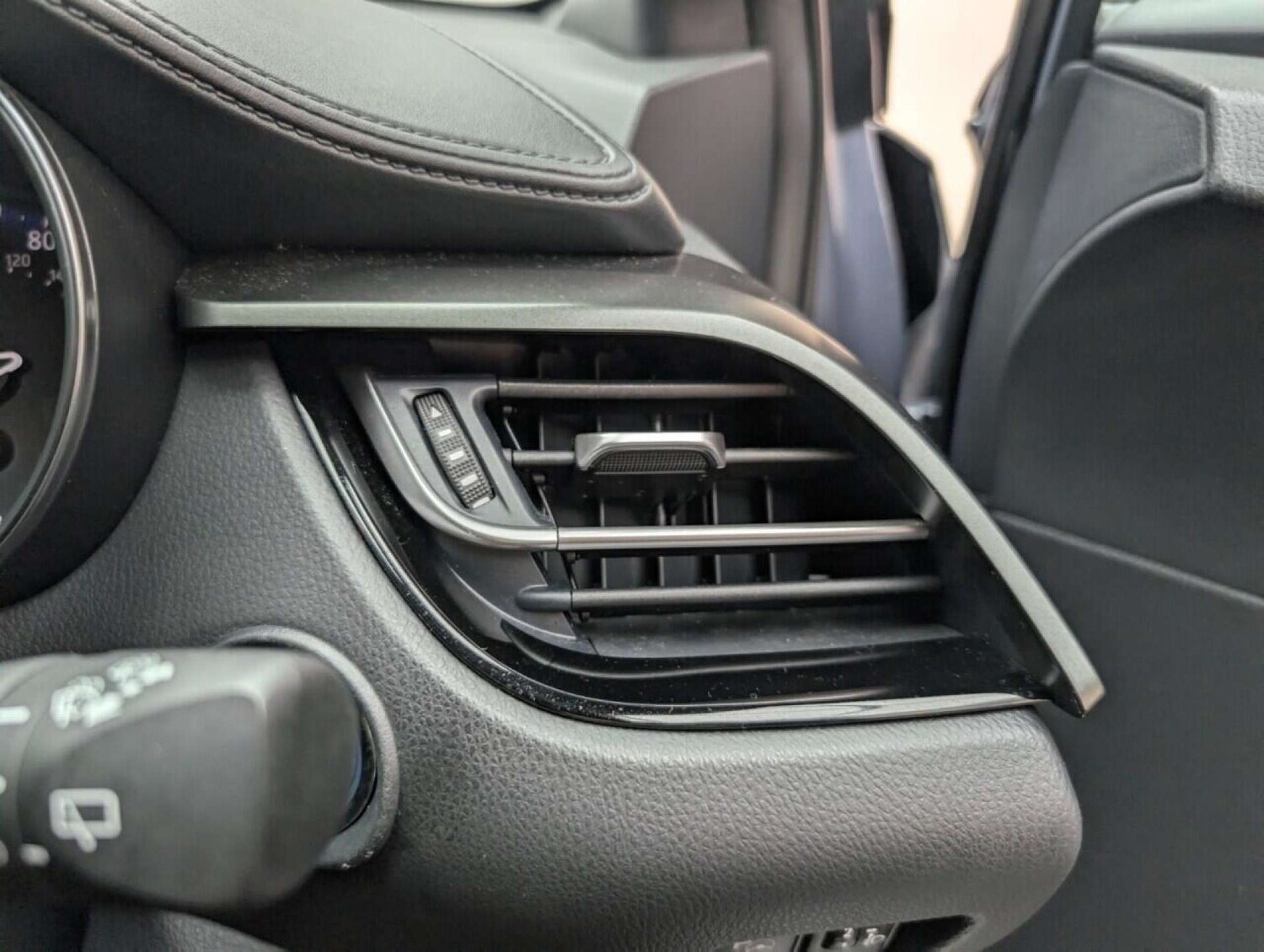 Used Toyota C-HR 2022 for sale - 77713777: Photo 21