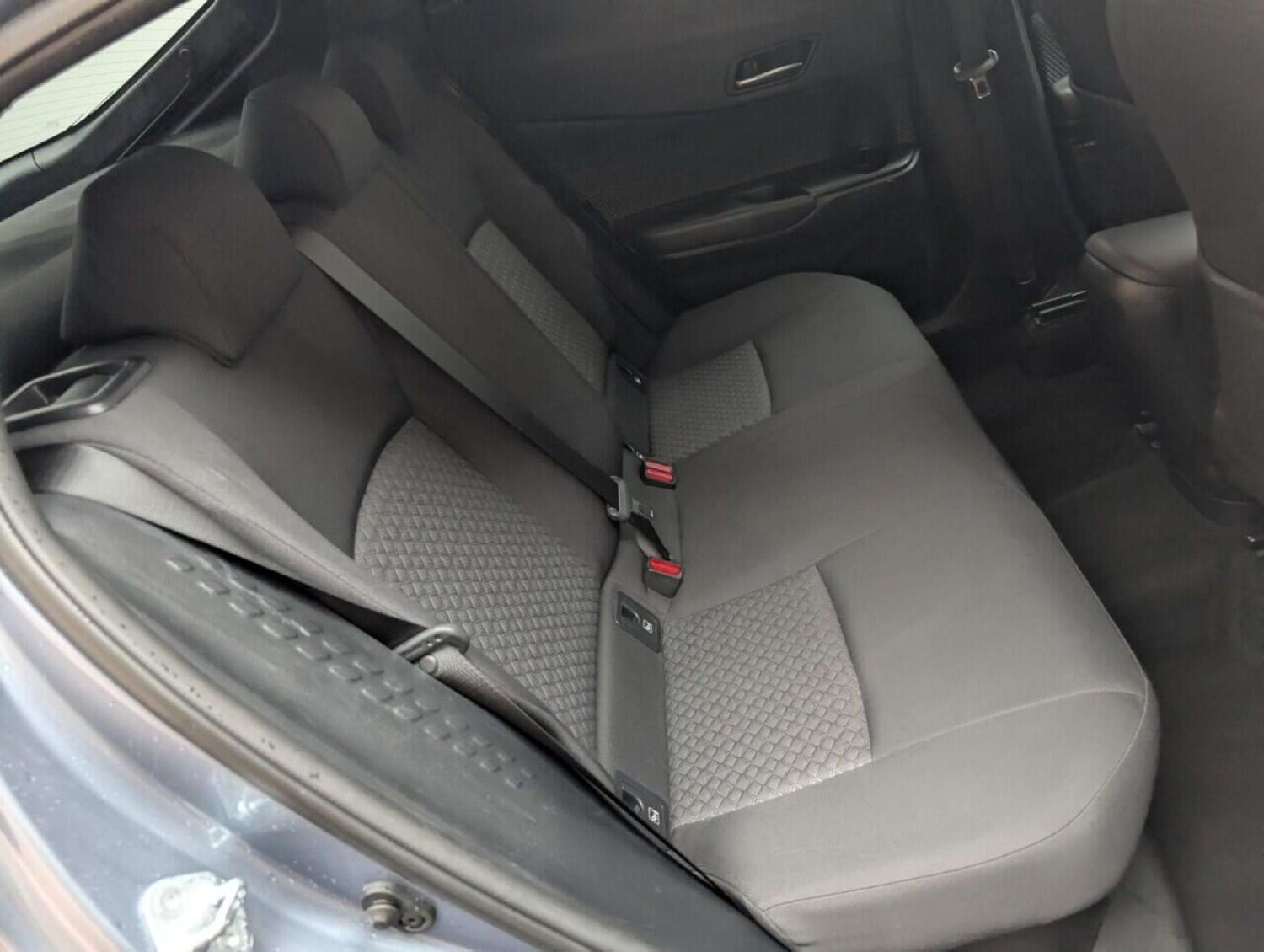 Used Toyota C-HR 2022 for sale - 77713777: Photo 24