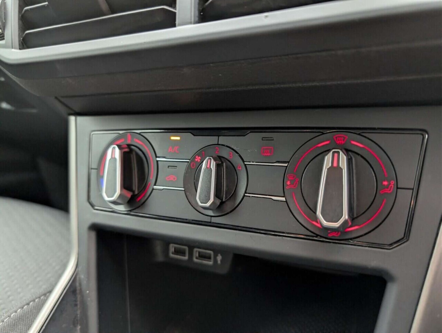 Used Volkswagen Polo 2019 for sale - 77713187: Photo 15