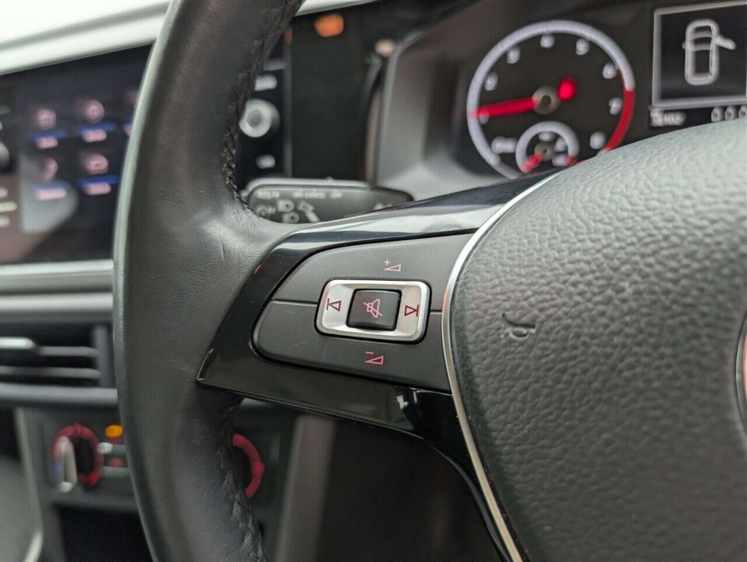 Used Volkswagen Polo 2019 for sale - 77713187: Photo 18