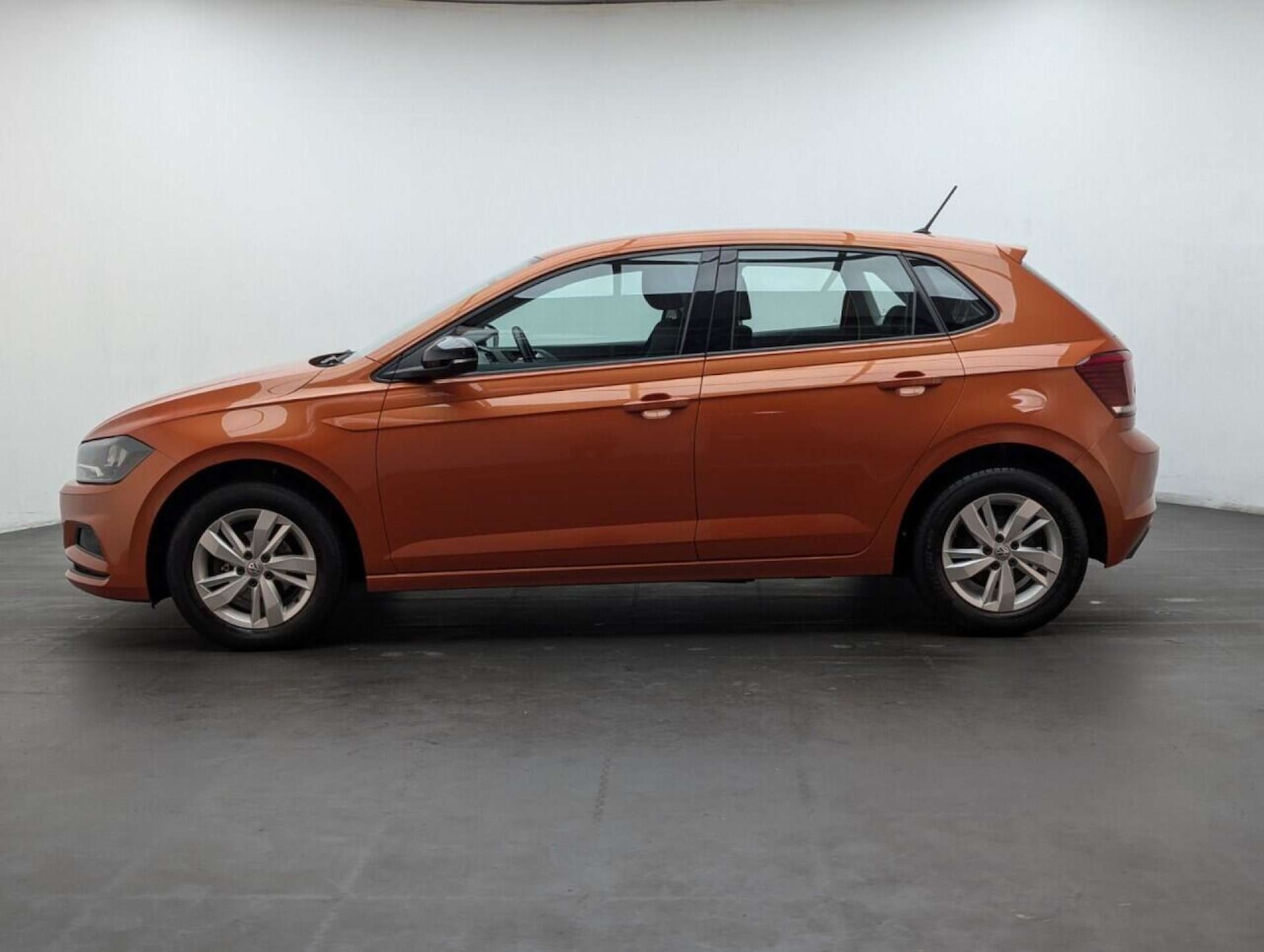 Used Volkswagen Polo 2019 for sale - 77713187: Photo 5