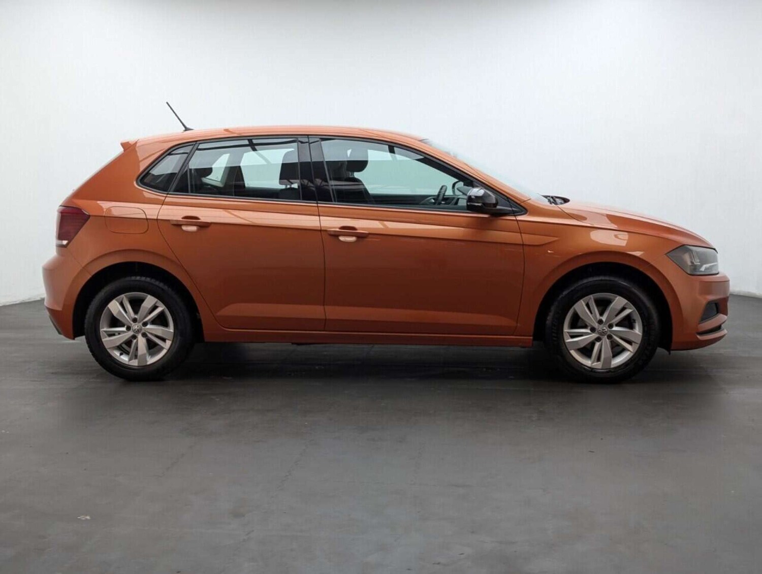 Used Volkswagen Polo 2019 for sale - 77713187: Photo 9