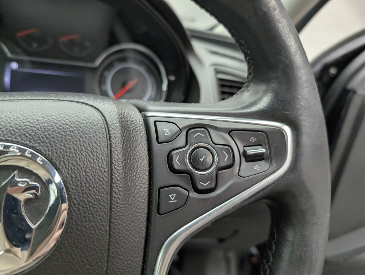 Used Vauxhall Insignia 2017 for sale - 77343867: Photo 19