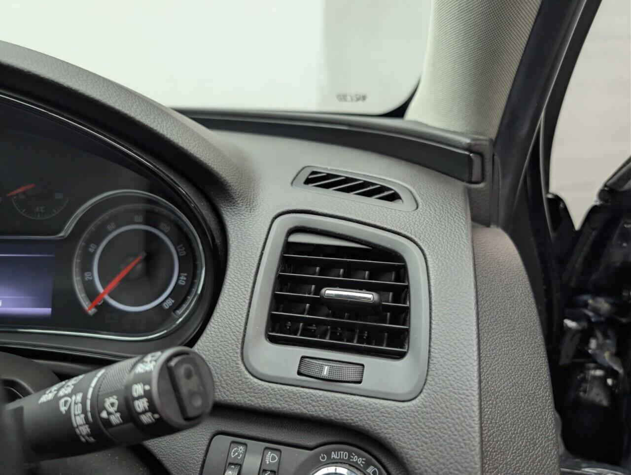 Used Vauxhall Insignia 2017 for sale - 77343867: Photo 20