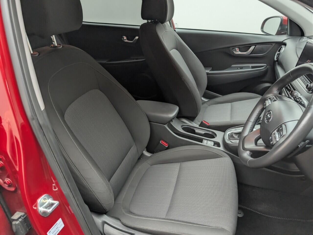 Used Hyundai KONA 2022 for sale - 76499445: Photo 11