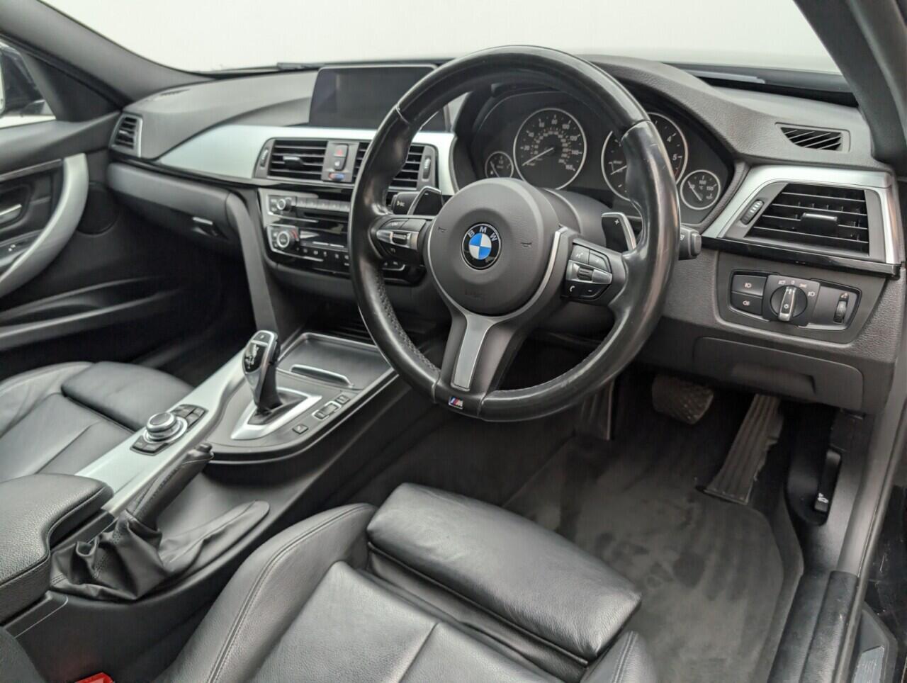 Used BMW 3 Series 2017 for sale - 76824496: Photo 11