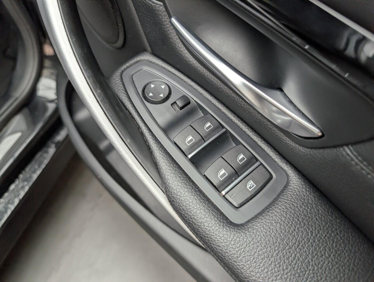 Used BMW 3 Series 2017 for sale - 76824496: Photo 20