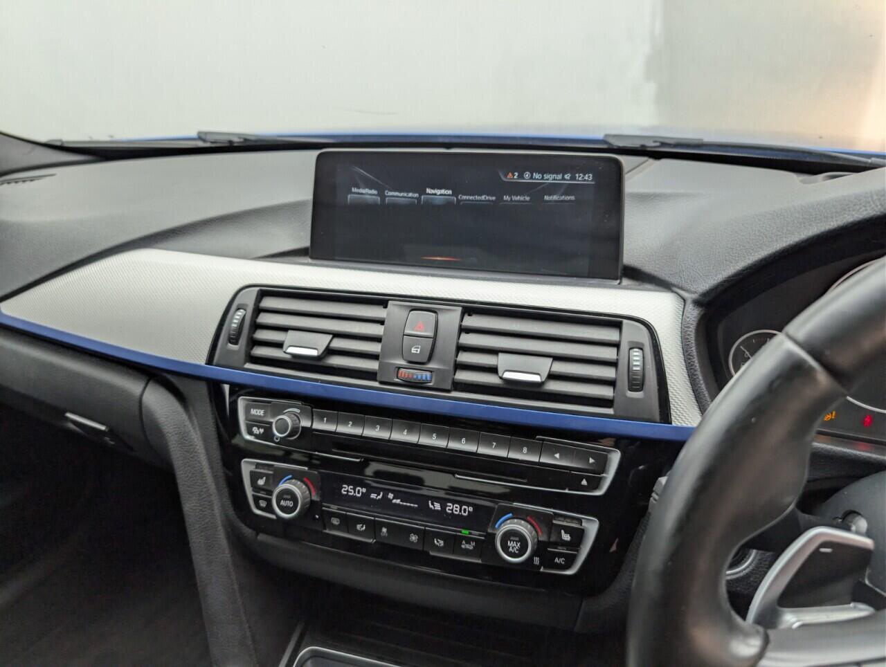 Used BMW 3 Series 2016 for sale - 76613117: Photo 13