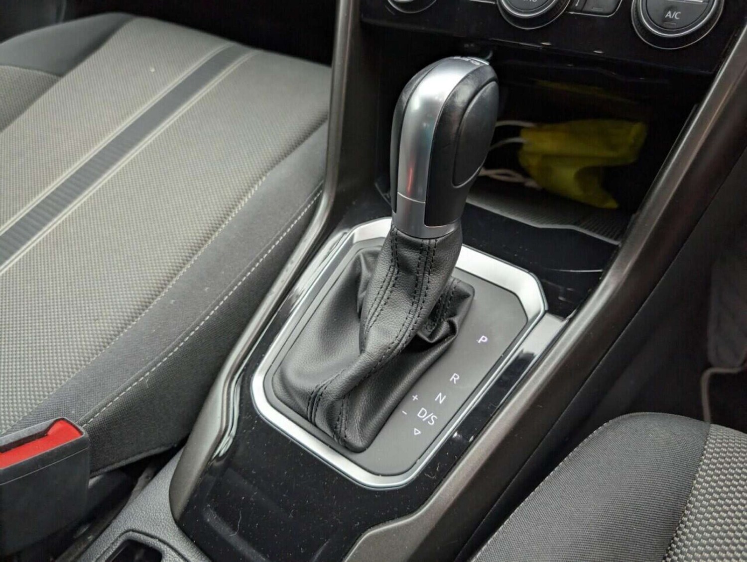 Used Volkswagen T-Roc 2019 for sale - 77713413: Photo 17