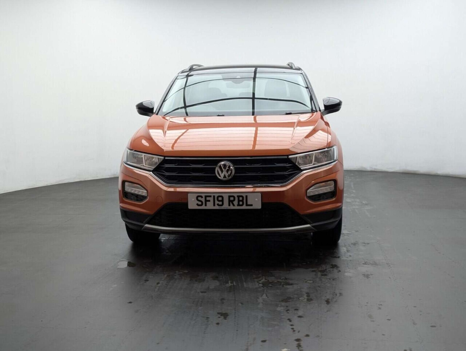 Used Volkswagen T-Roc 2019 for sale - 77713413: Photo 3