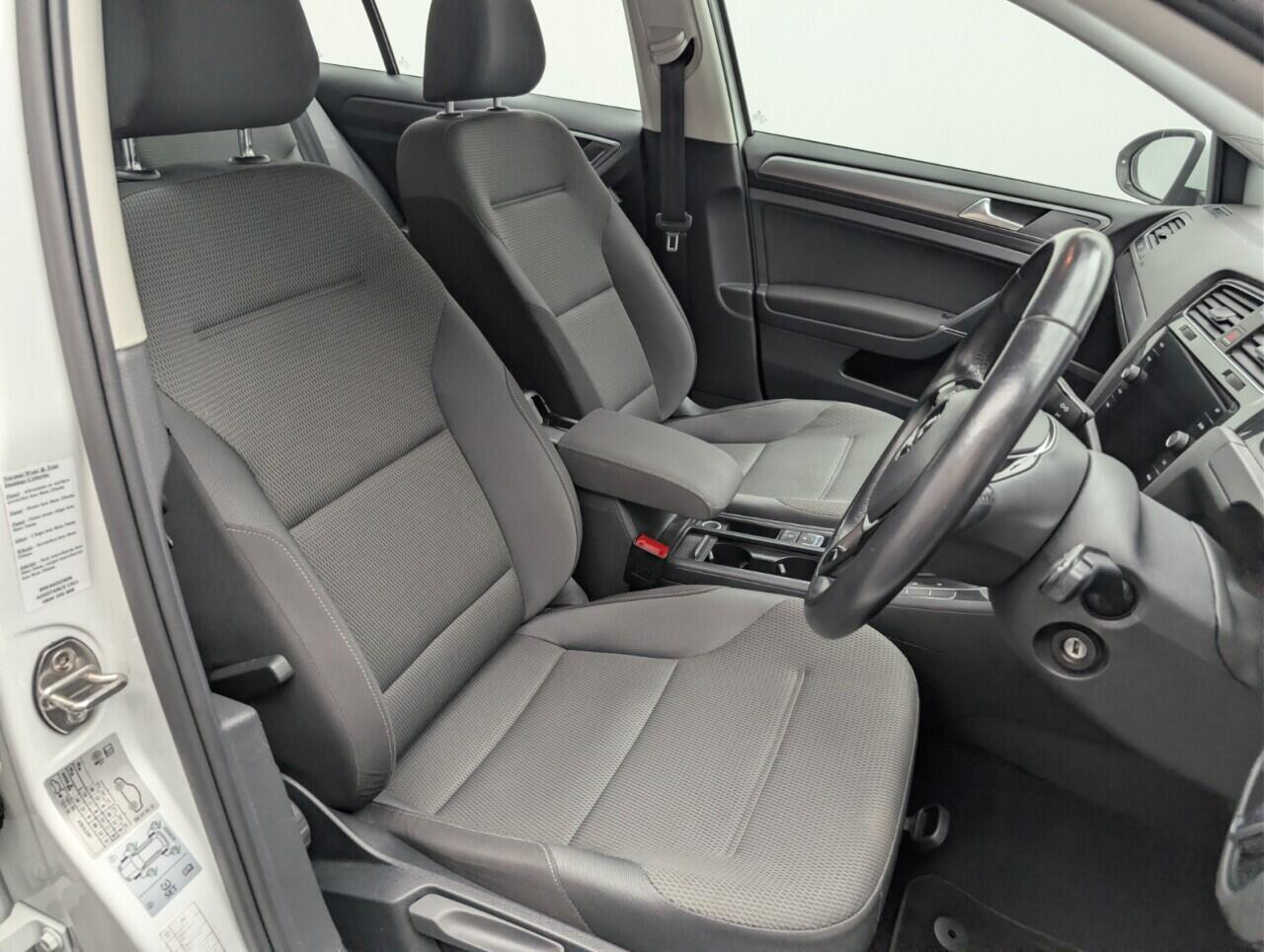 Used Volkswagen Golf 2018 for sale - 77626032: Photo 12