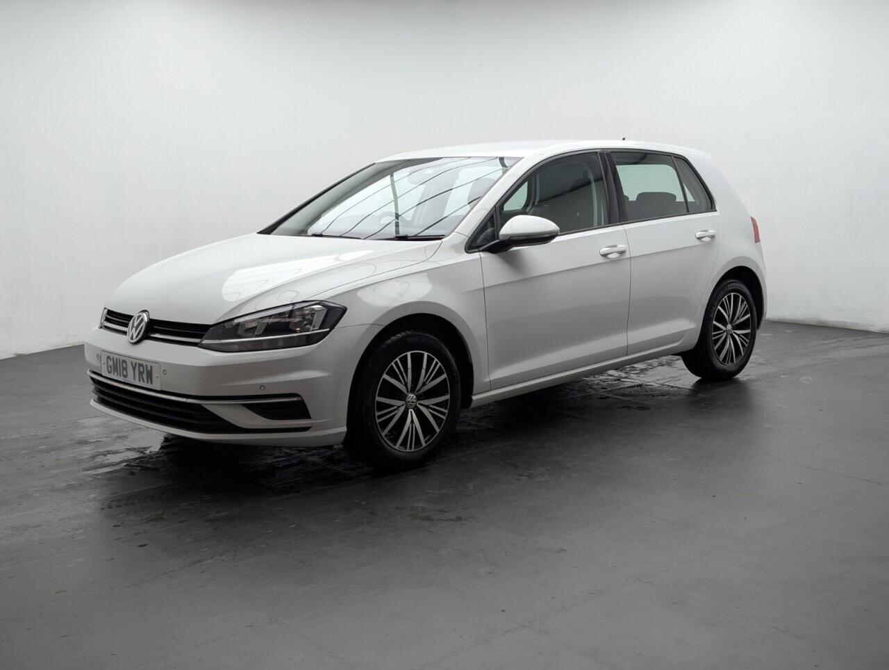 Used Volkswagen Golf 2018 for sale - 77626032: Photo 4