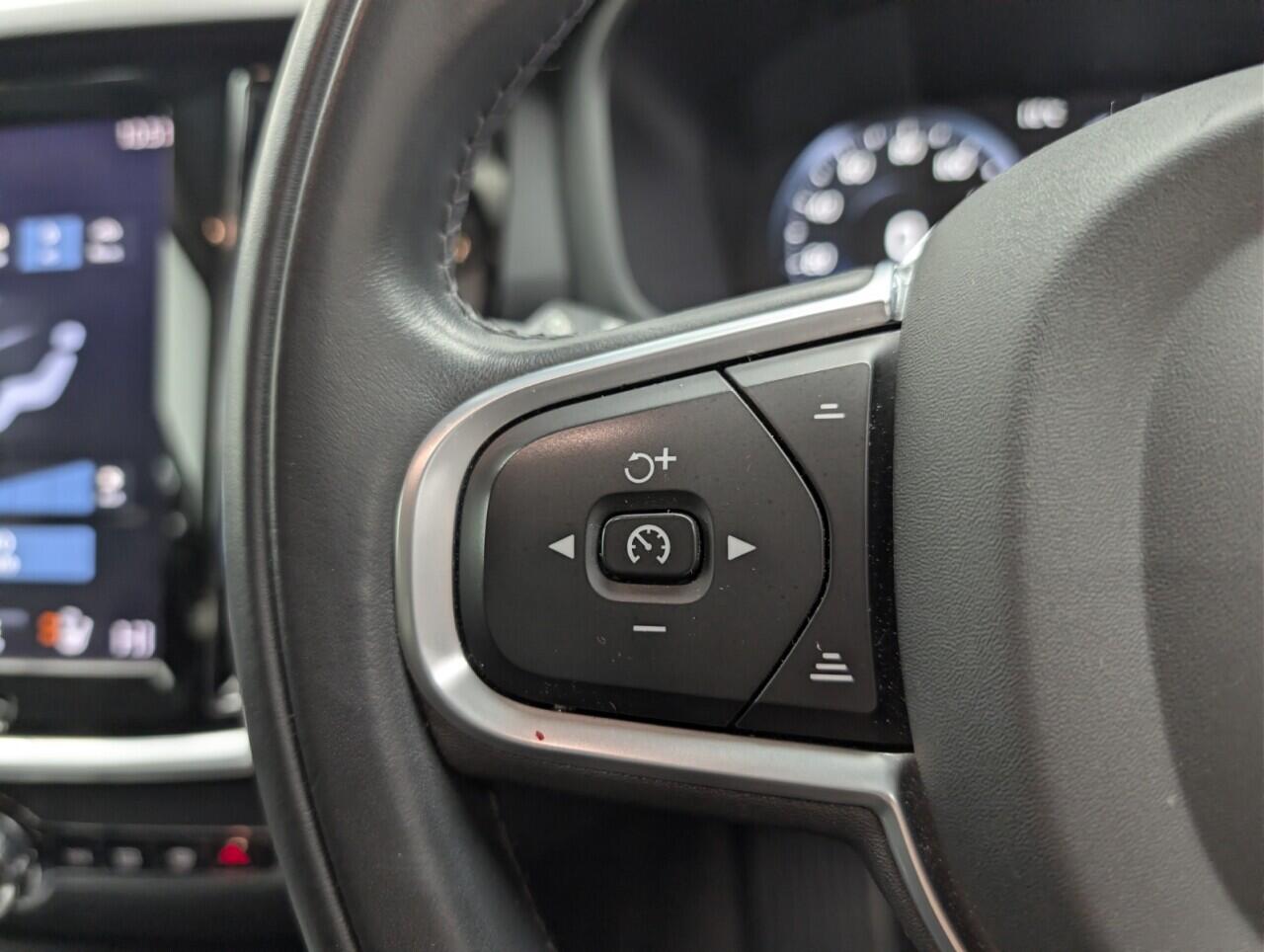 Used Volvo V60 2021 for sale - 77074244: Photo 30