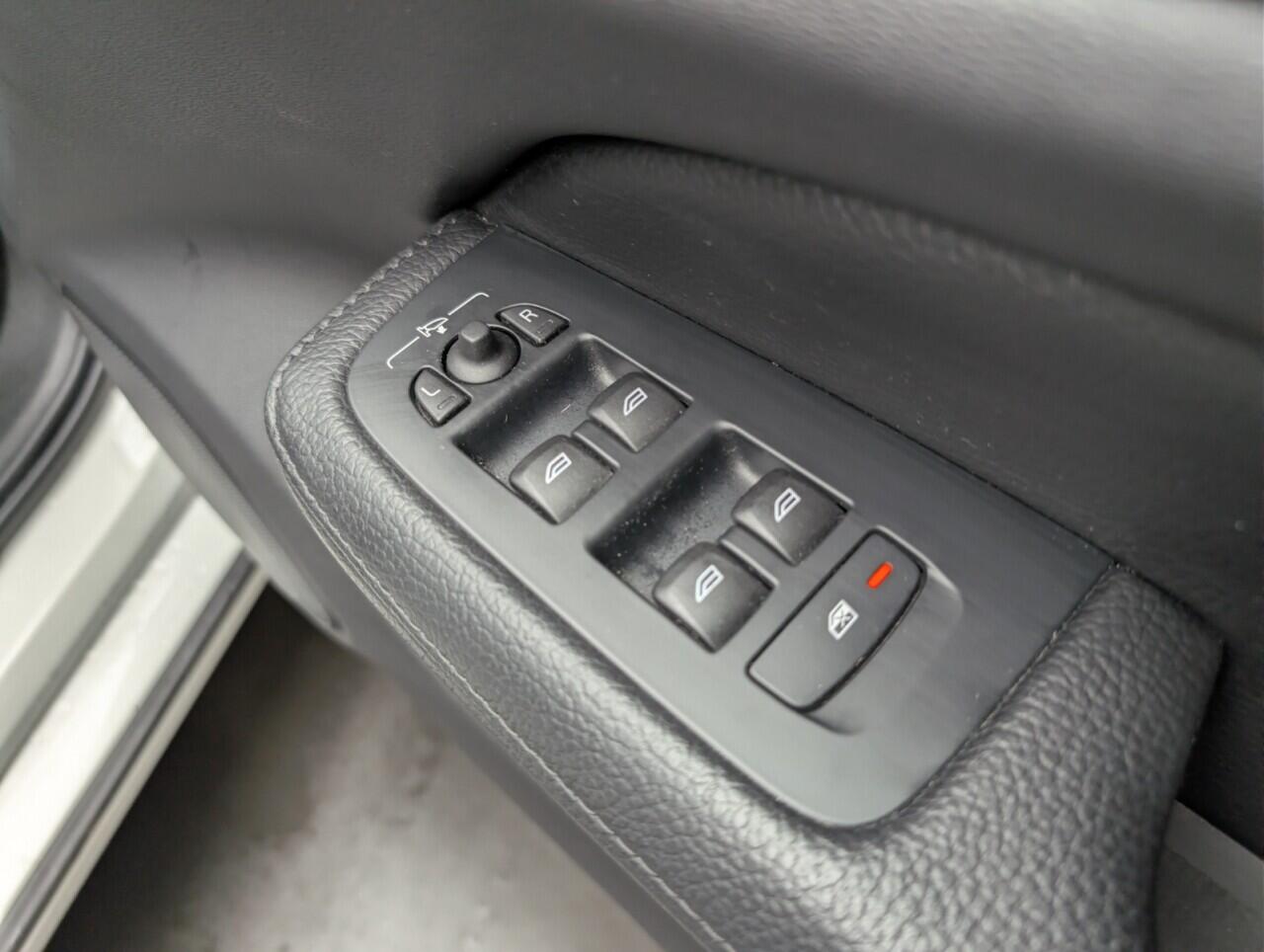 Used Volvo V60 2021 for sale - 77074244: Photo 33