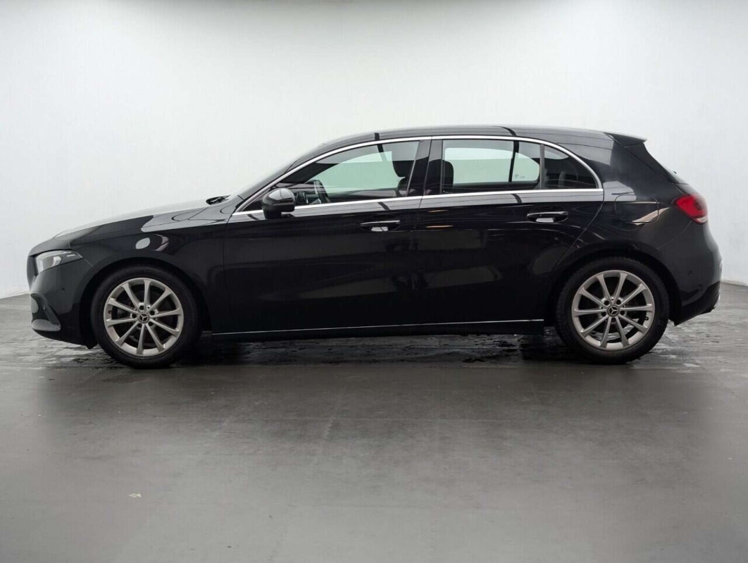 Used Mercedes-Benz A-Class 2019 for sale - 77713988: Photo 5