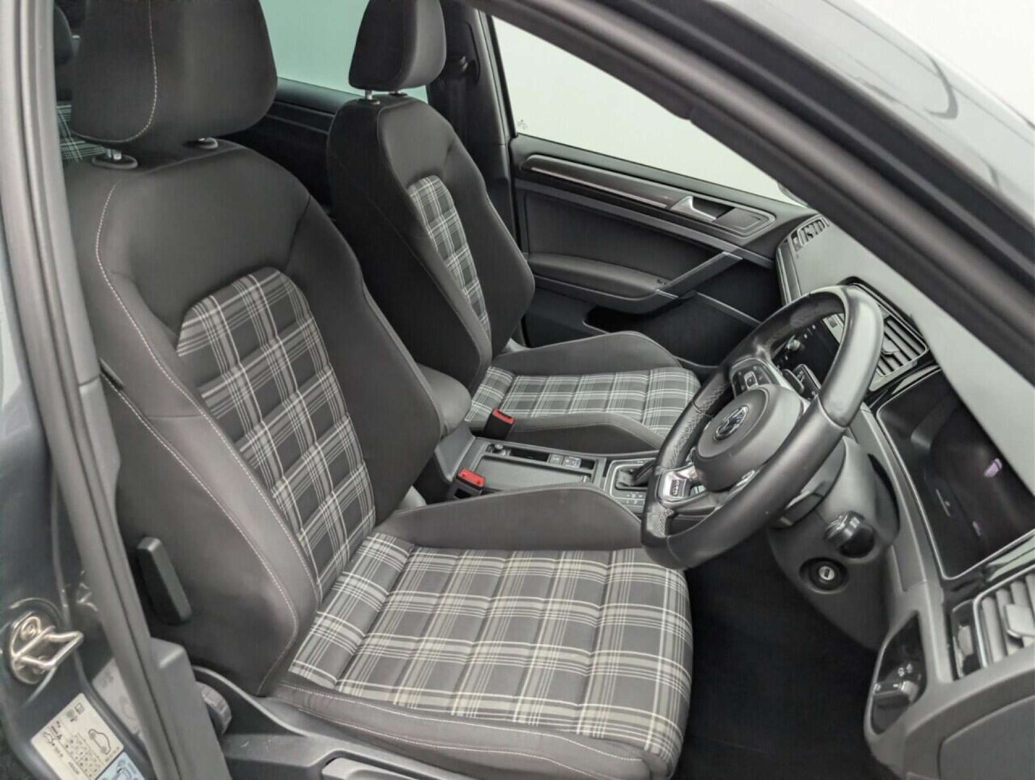 Used Volkswagen Golf 2018 for sale - 77713853: Photo 12