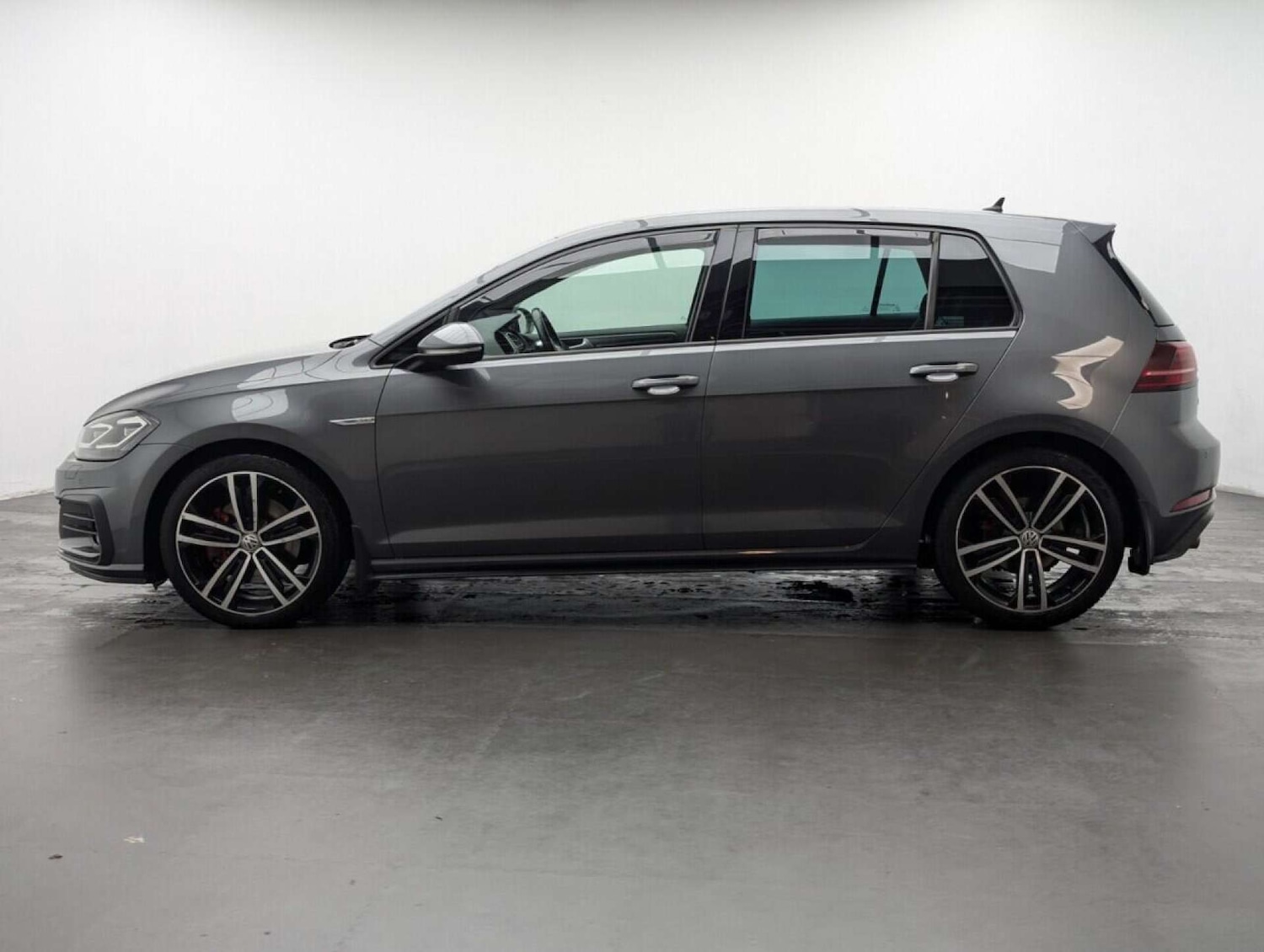 Used Volkswagen Golf 2018 for sale - 77713853: Photo 5