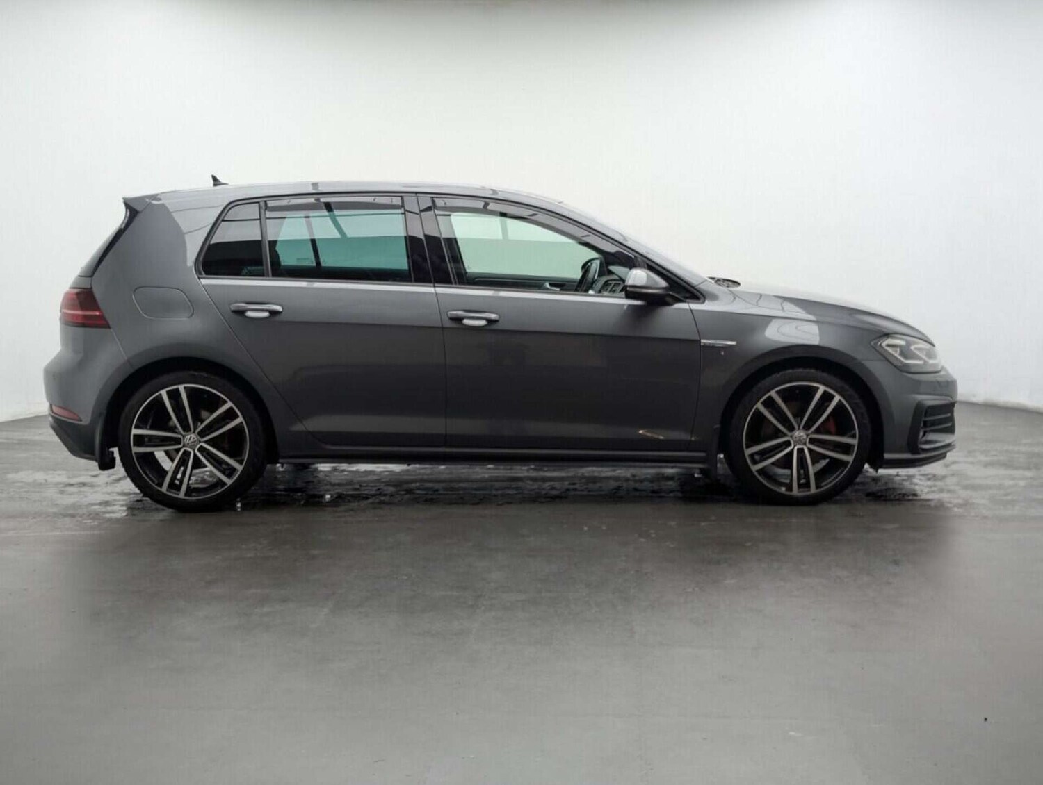 Used Volkswagen Golf 2018 for sale - 77713853: Photo 9
