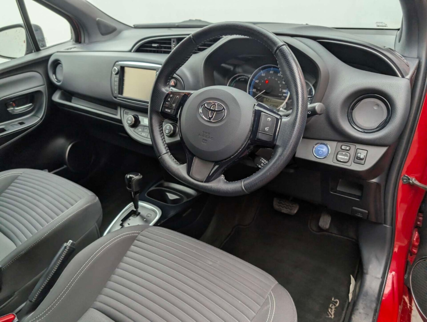 Used Toyota Yaris 2016 for sale - 77766960: Photo 14