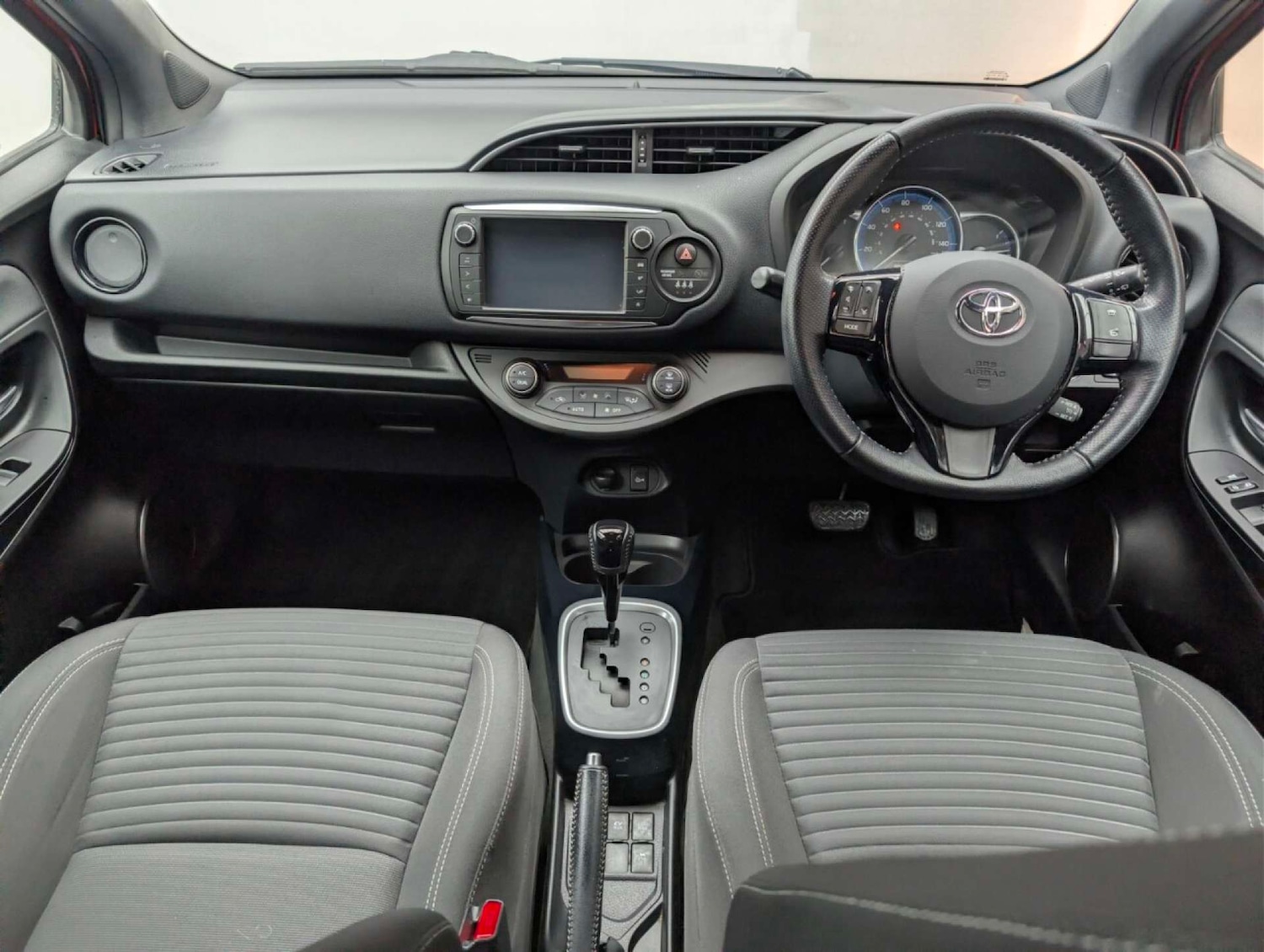 Used Toyota Yaris 2016 for sale - 77766960: Photo 26