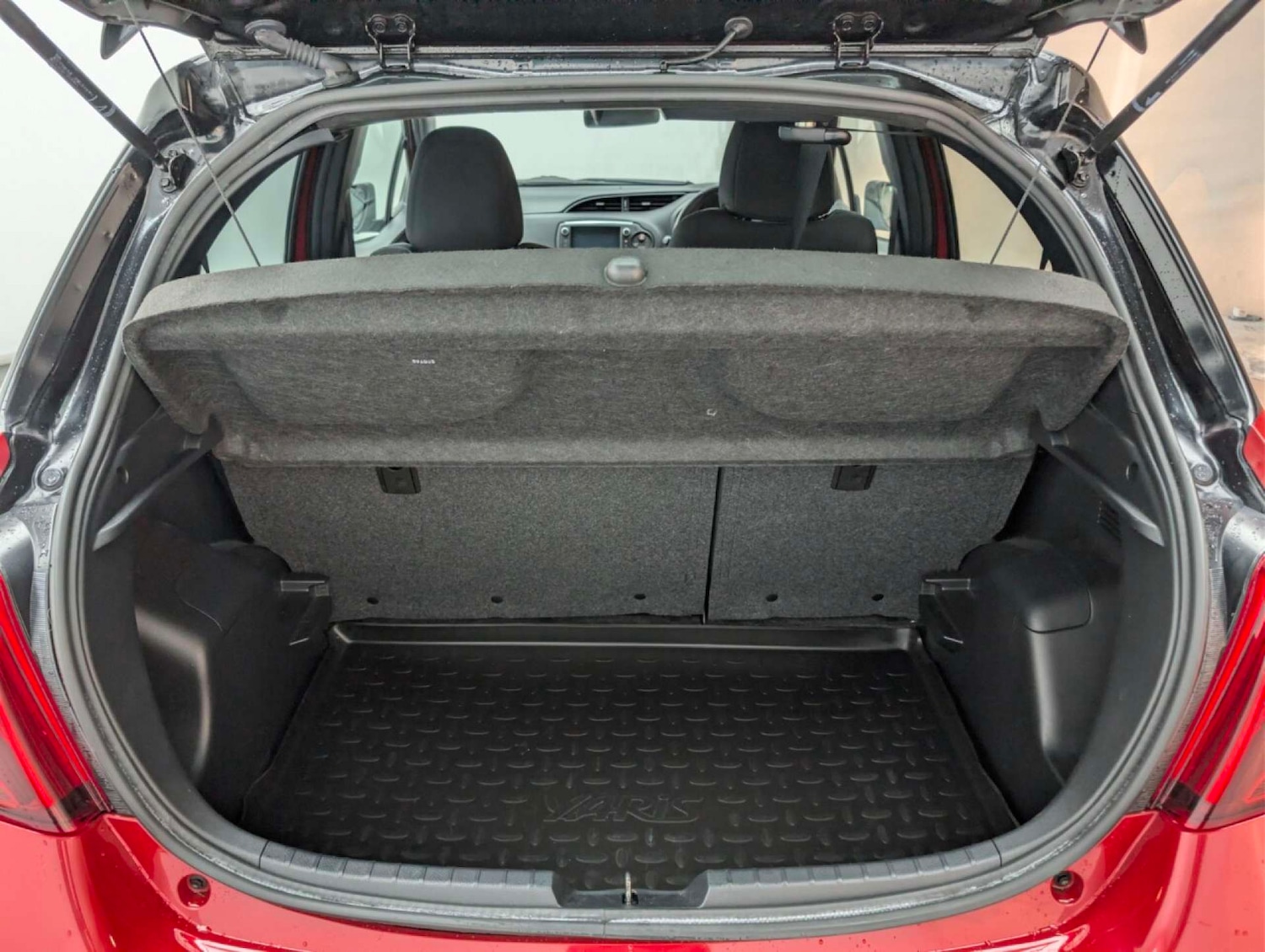 Used Toyota Yaris 2016 for sale - 77766960: Photo 28