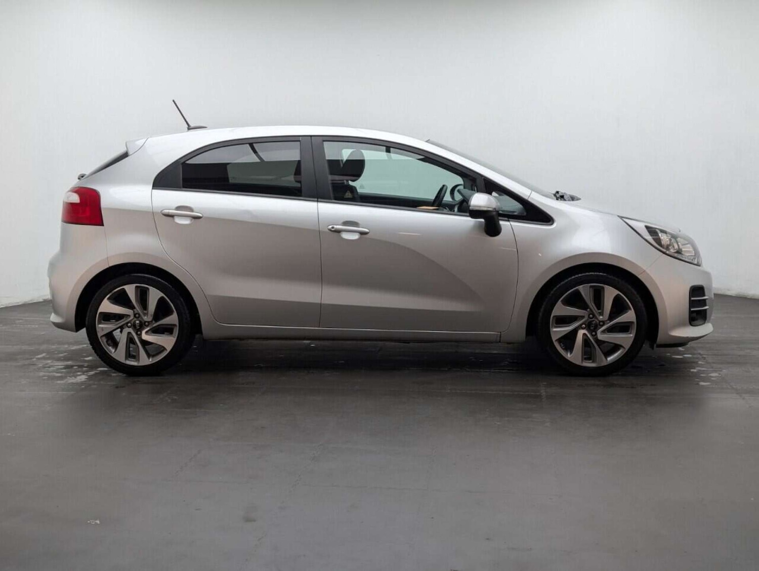 Used Kia Rio 2017 for sale - 77713260: Photo 9