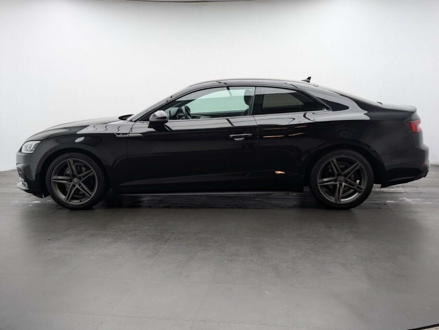 Used Audi A5 2018 for sale - 77713193: Photo 5