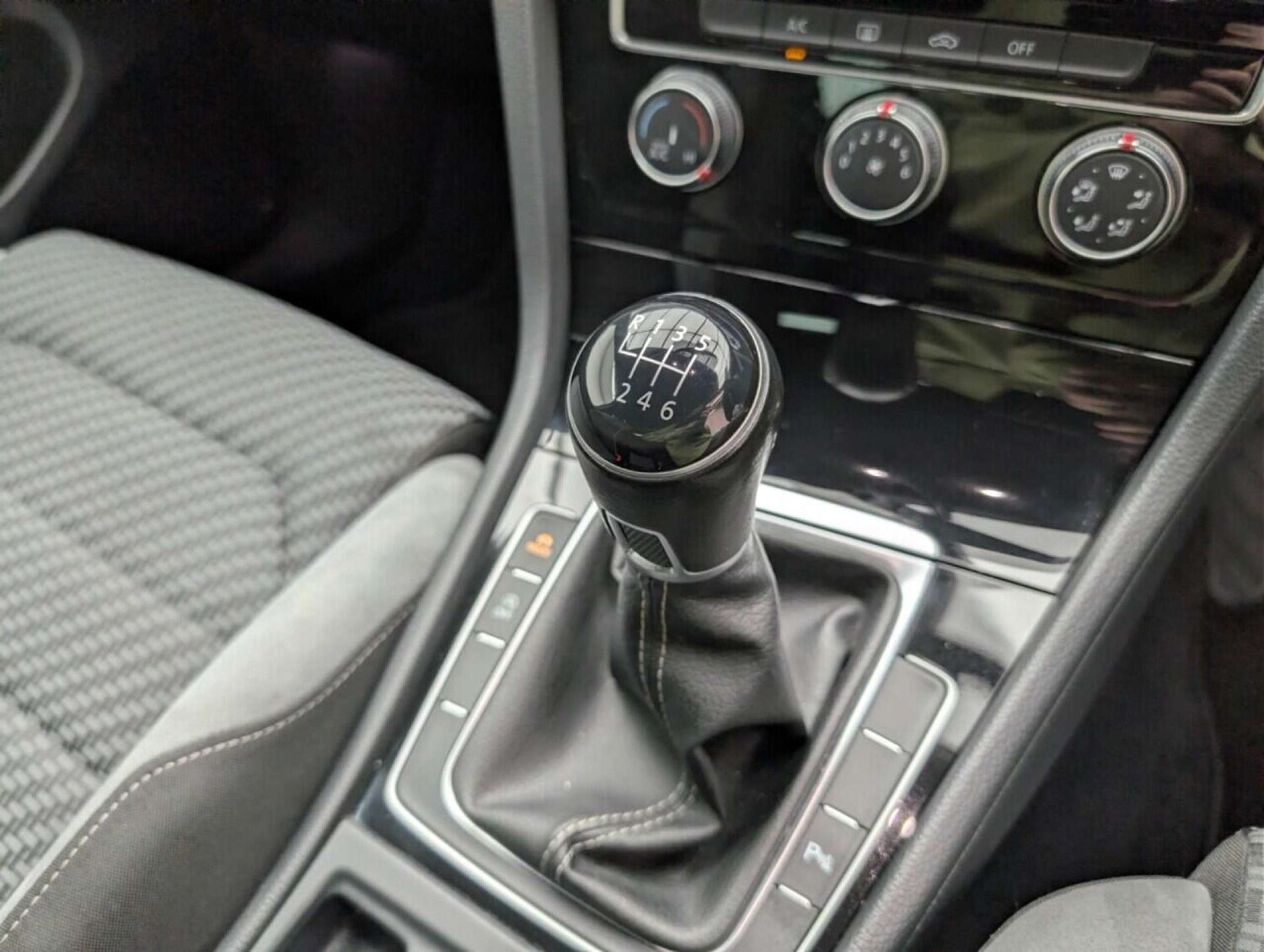 Used Volkswagen Golf 2019 for sale - 77714623: Photo 16