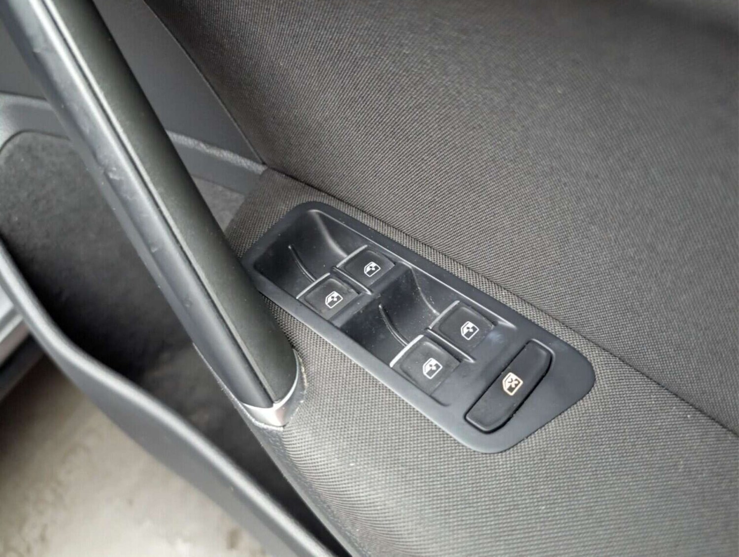 Used Volkswagen Golf 2019 for sale - 77714623: Photo 19