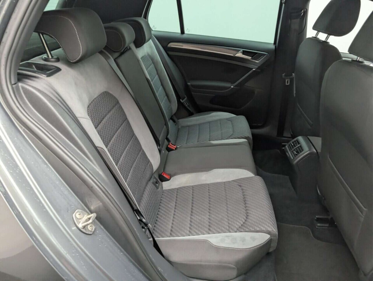 Used Volkswagen Golf 2019 for sale - 77714623: Photo 22