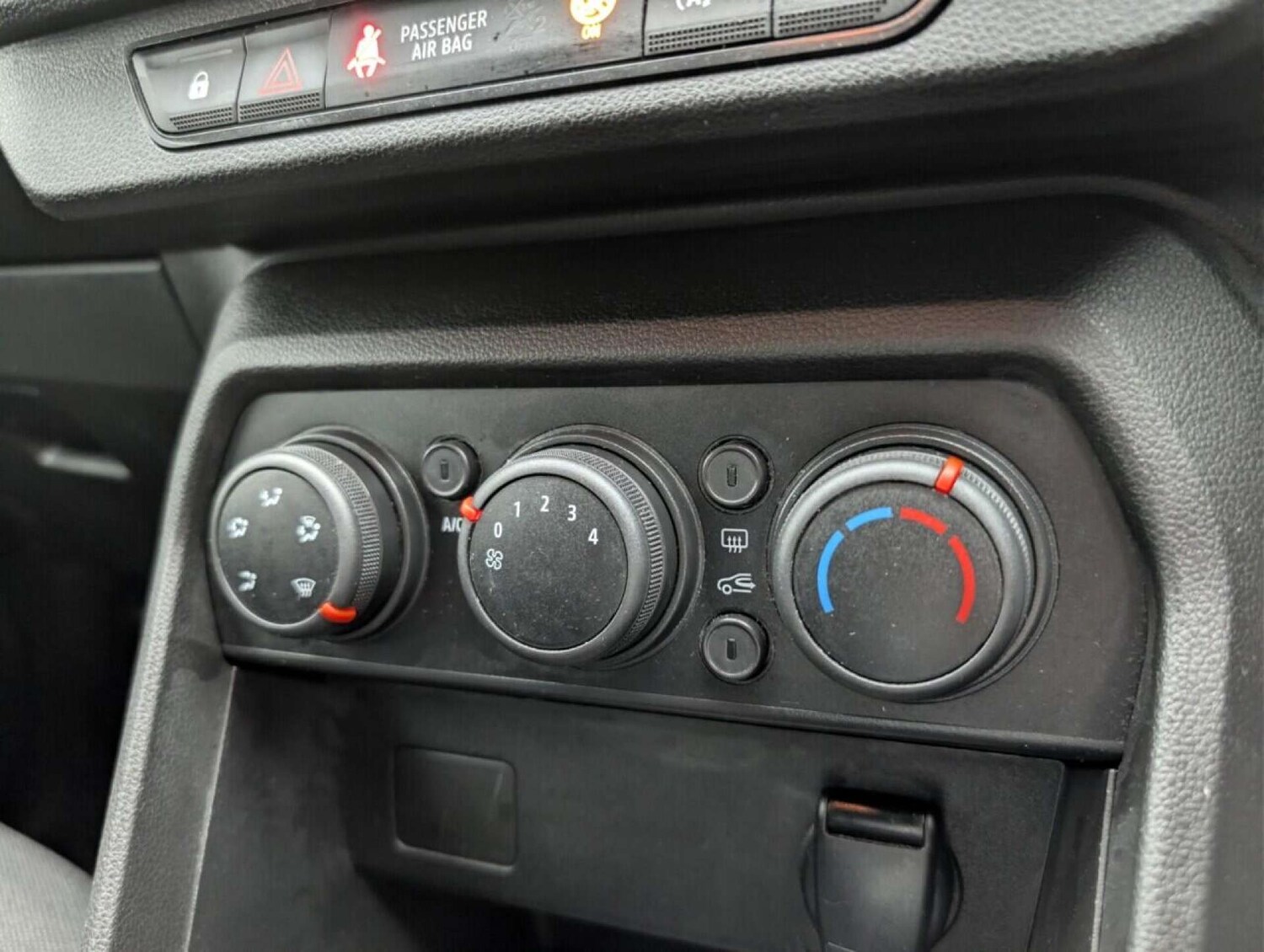 Used Dacia Sandero 2022 for sale - 77714105: Photo 14